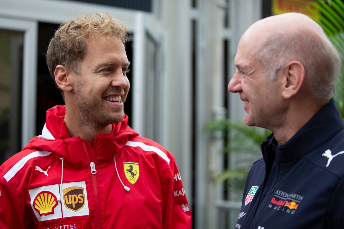 Newey: “Vettel gibi Verstappen de şeytanlaştırılıyor”