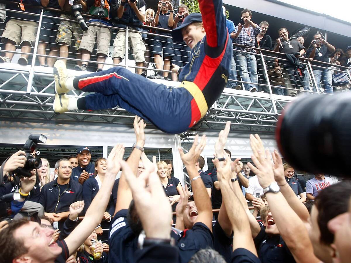 Wie Sebastian Vettel: Fahrer mit Debütsiegen für mehrere Formel-1-Teams