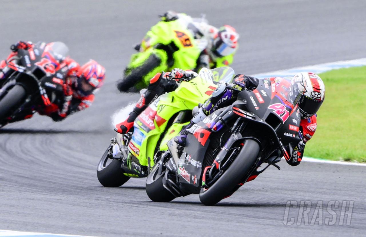 Aleix Espargaro: “Half a lap more and my bike stops”