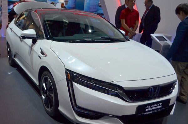 Honda – Clarity – 1.5 (212 bg) Plug-in Hybrid e-CVT – Teknik Özellikler