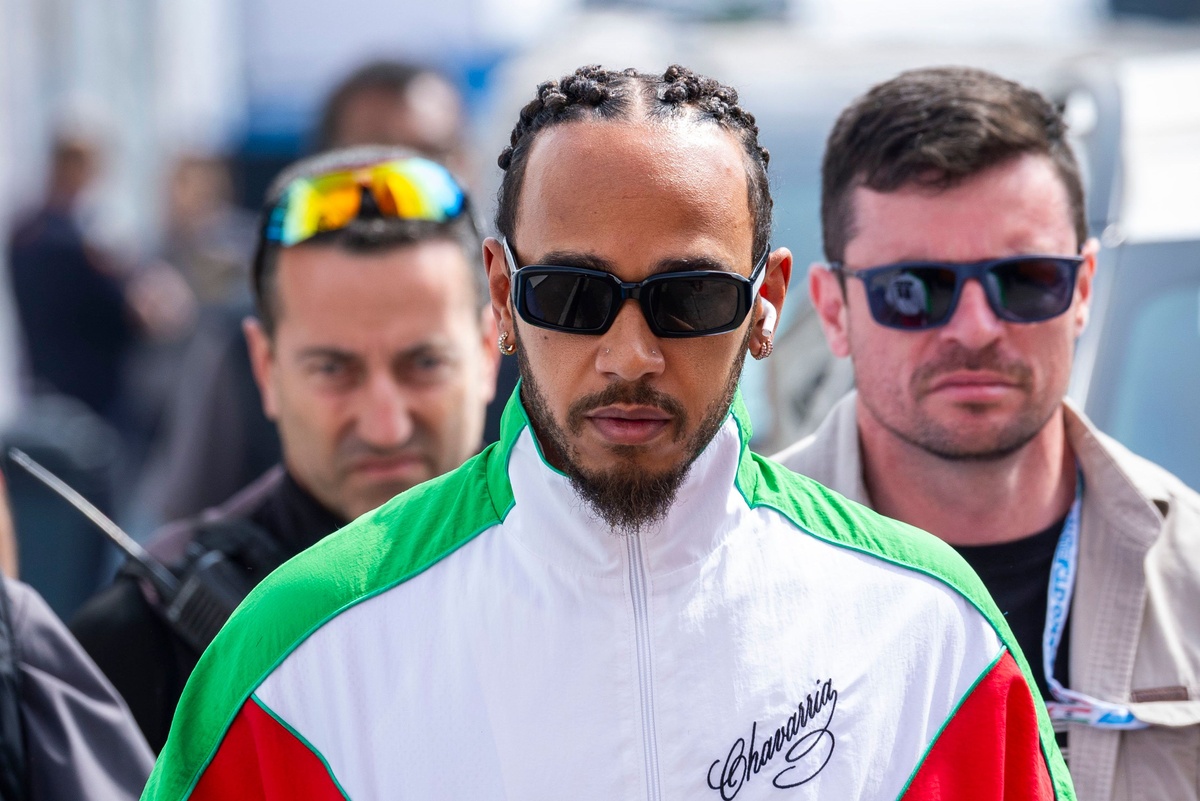 Hamilton: “Antonelli sağlam bir performans gösteriyor”