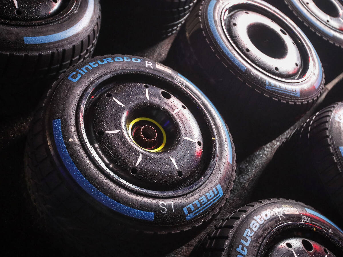 Pirelli reagiert auf Hamiltons Live-Kritik an den Regenreifen