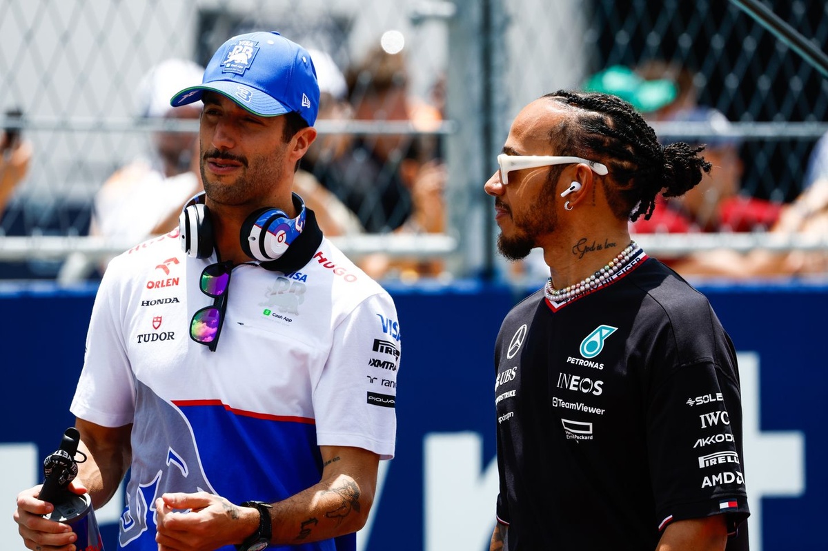Priestley: “Hamilton, Ricciardo’yu emekli olmak zorunda bırakan problemle boğuşuyor”