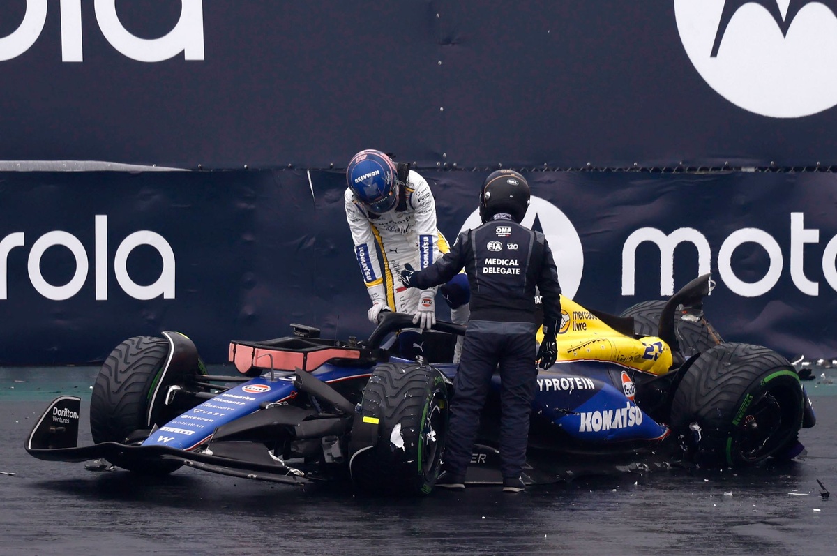 Resmi: Alex Albon, Brezilya GP’sinde mücadele edemeyecek