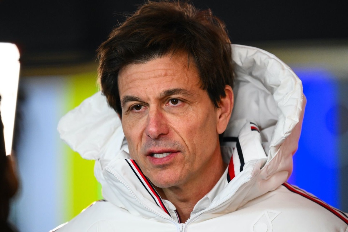 Wolff, pilotların küfretmesine yönelik tartışmada Ben Sulayem’i destekliyor