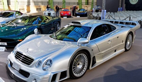 Mercedes-Benz – CLK GTR – 6.9 V12 (612 bg) – Teknik Özellikler Mercedes-Benz – CLK GTR – 6.9 V12 (612 bg) – Teknik Özellikler