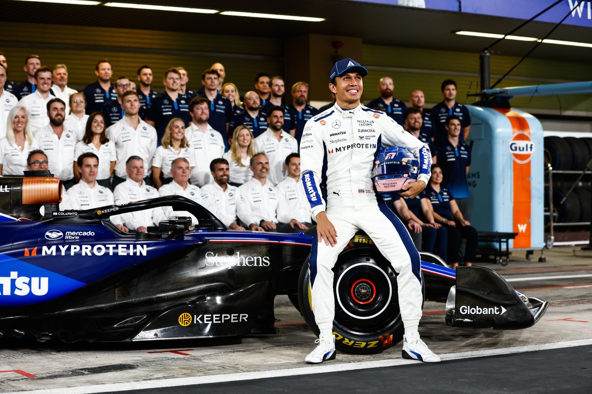 Button: “Williams, takımdaki atmosferle 2000 yılına geri dönmüş gibi”
