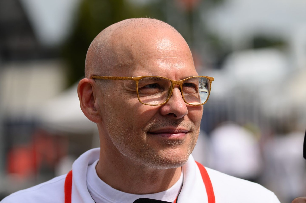 Villeneuve: “Formula 1 puan sistemi berbat ve değişmesi gerekiyor” Villeneuve: “Formula 1 puan sistemi berbat ve değişmesi gerekiyor”