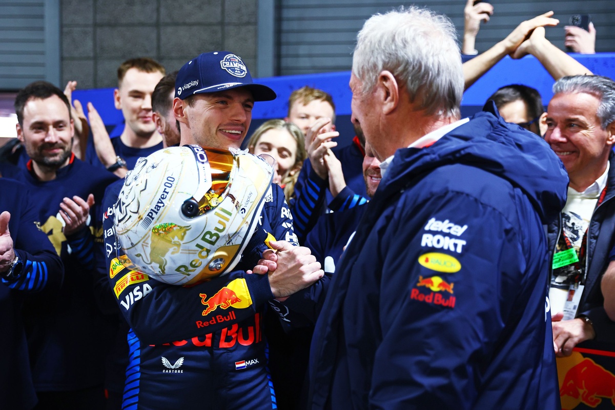 Marko: “Verstappen, 2026’da beş şampiyonluğuyla beraber Red Bull’da olacak”