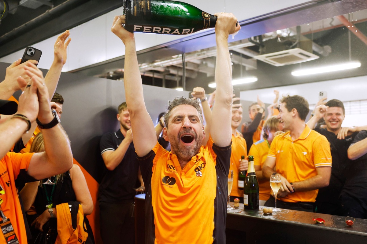 McLaren: “Gelişmezsek, kaybetmeye hazır olmalıyız”