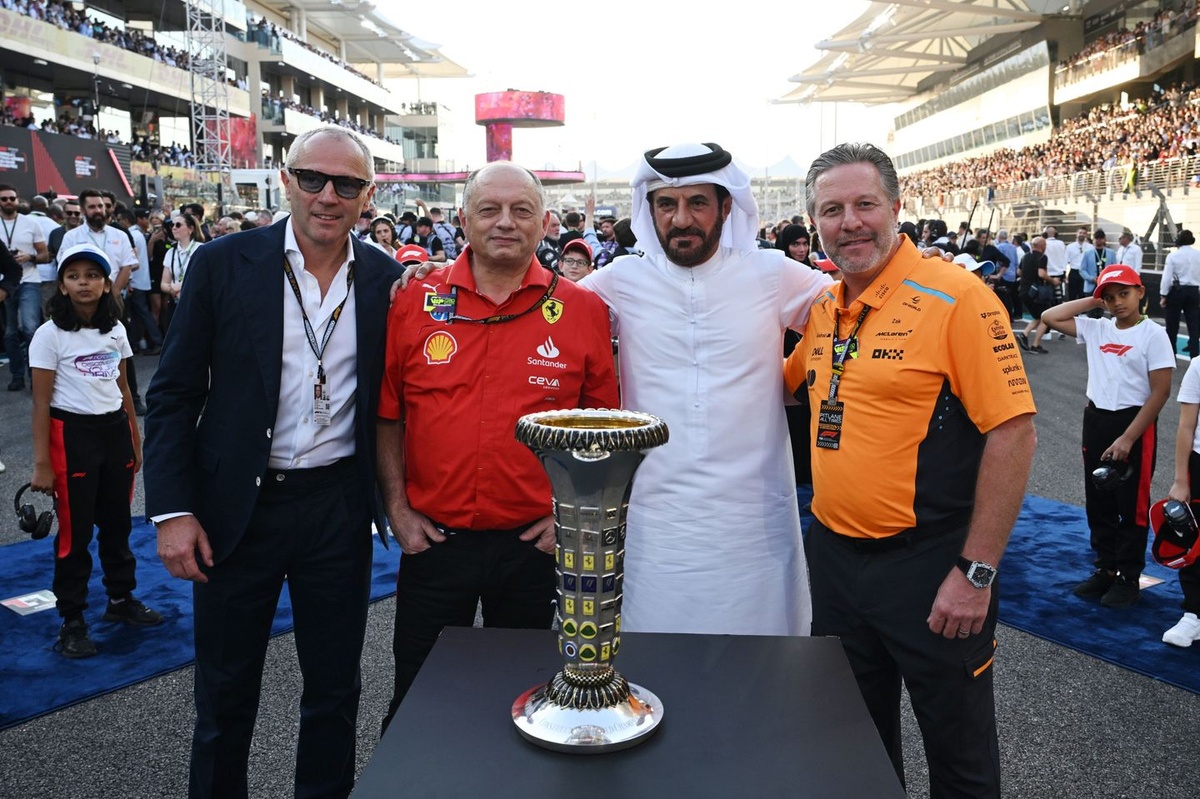 McLaren: “Profesyonel ve tam zamanlı hakemler olmalı”