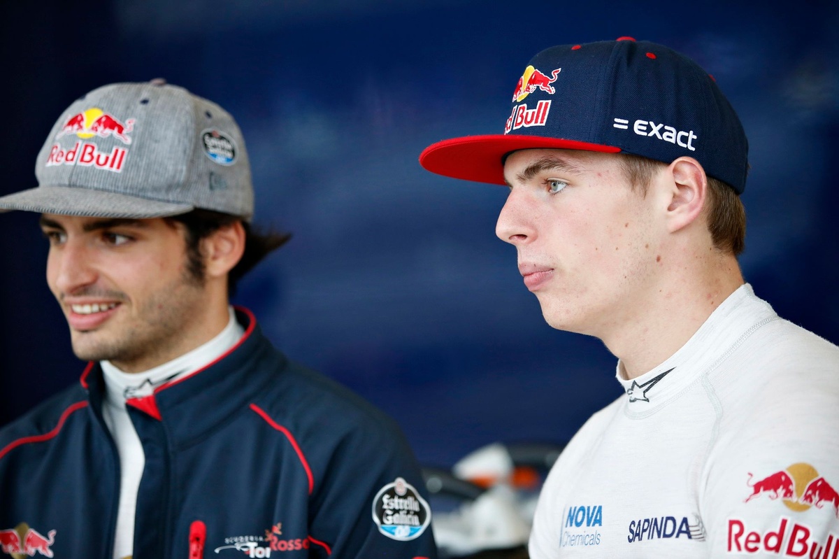Sainz: “Toro Rosso, Verstappen ile aramızdaki rekabeti ‘kasıtlı olarak’ arttırıyordu”