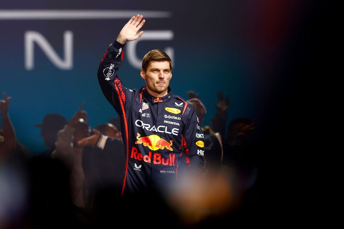 Verstappen: “1 milyar dolar güzel para!”