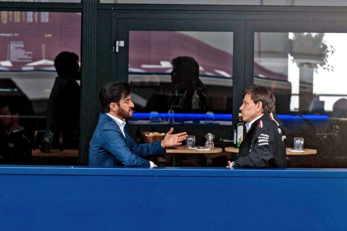 Wolff, FIA’nın tartışma yaratan yeni ceza sistemini destekliyor