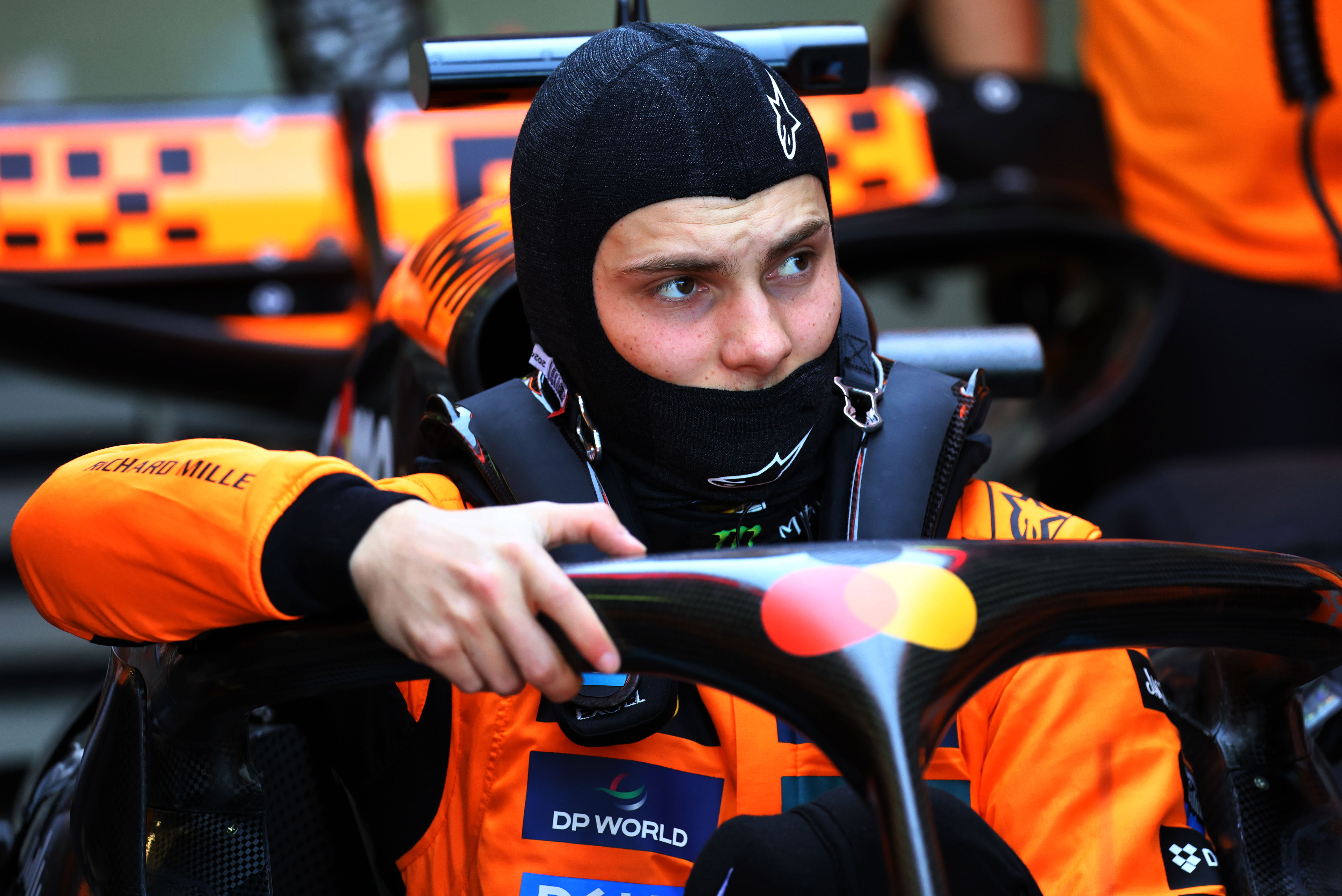 Oscar Piastri blasts George Russell’s “far-fetched” McLaren claims