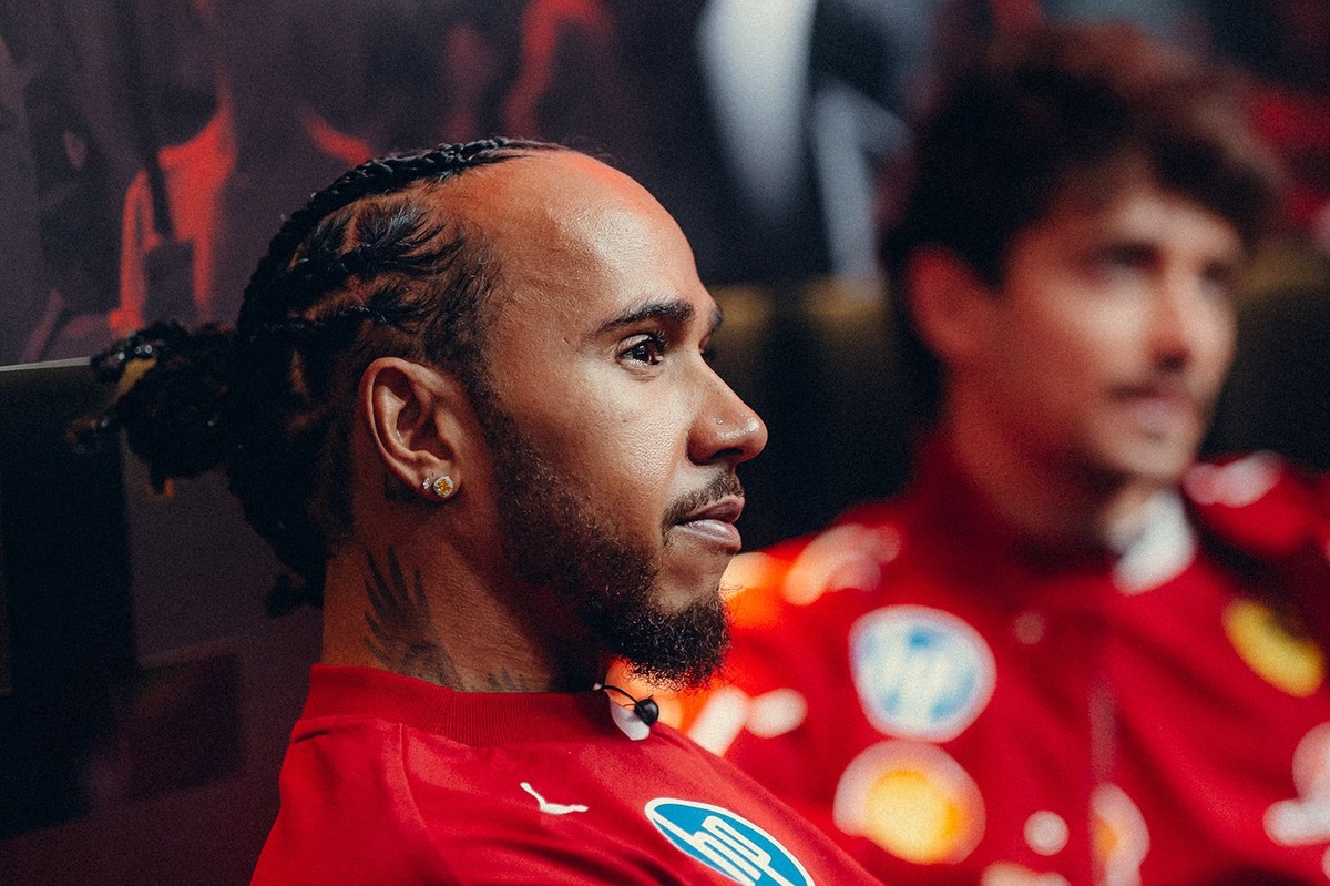 Hamilton: “Adım adım sürüş stilimi değiştiriyorum ve gittikçe daha da hızlanıyorum”