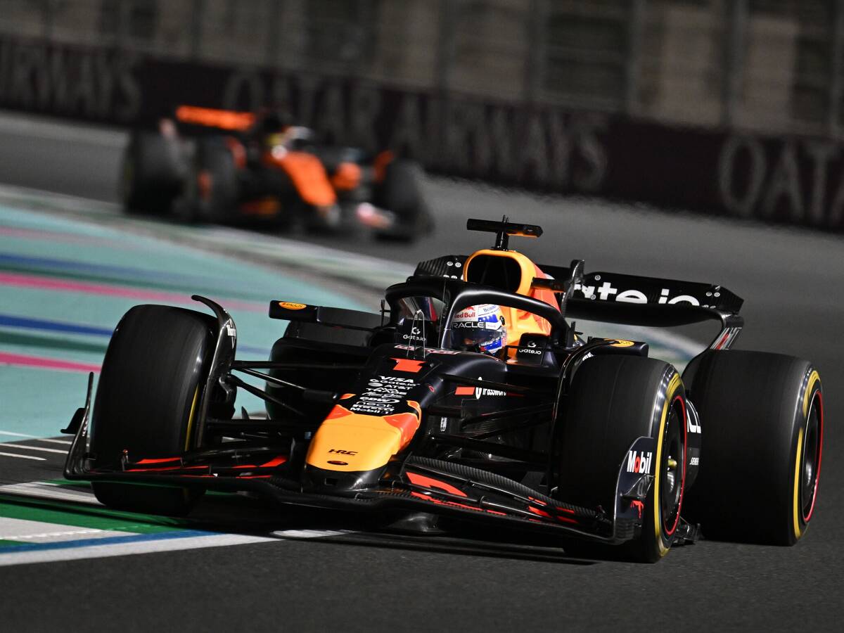 Helmut Marko: McLaren-Duell könnte Red Bulls WM-Chance sein Helmut Marko: McLaren-Duell könnte Red Bulls WM-Chance sein