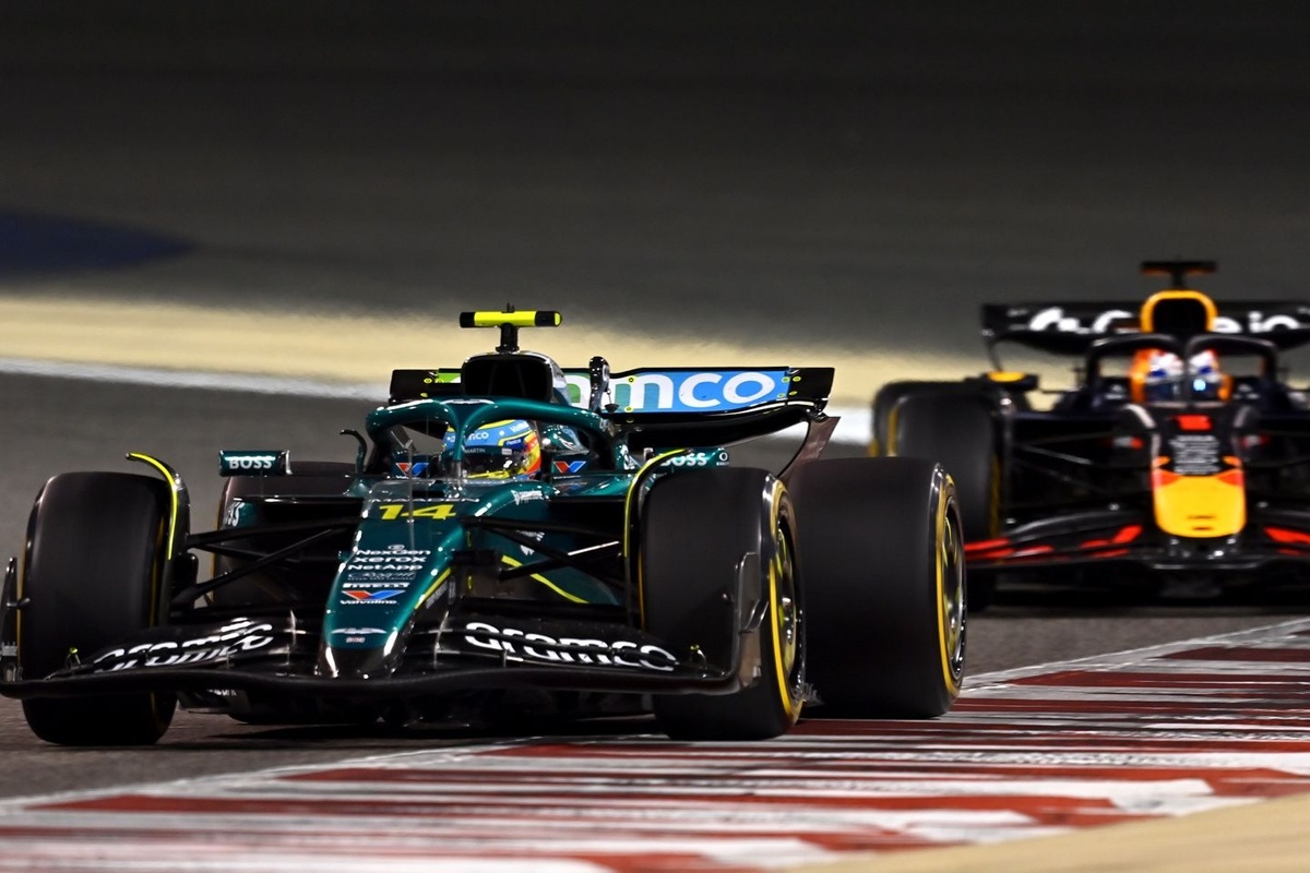 Alonso: “Verstappen söylentileri Aston Martin için olumlu”