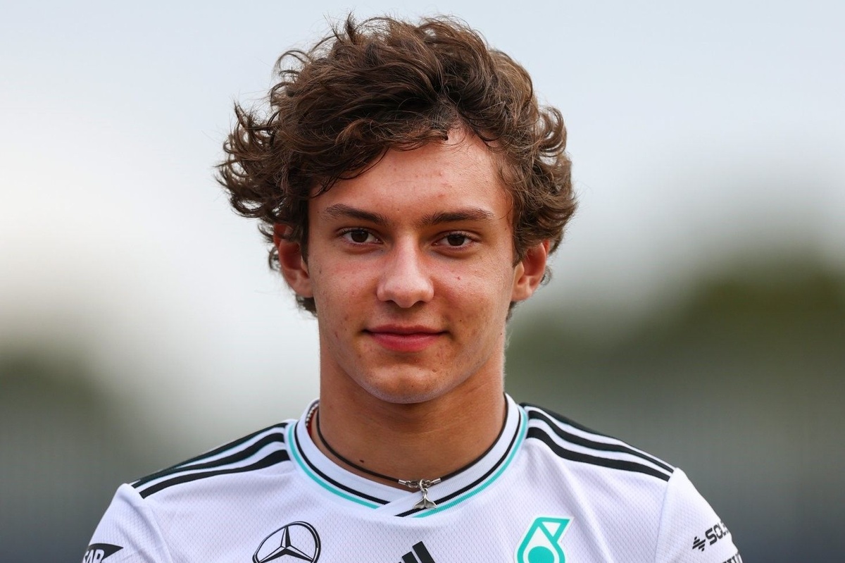 Antonelli, Formula 1 ile okul arasında denge kurmakta zorlanıyor