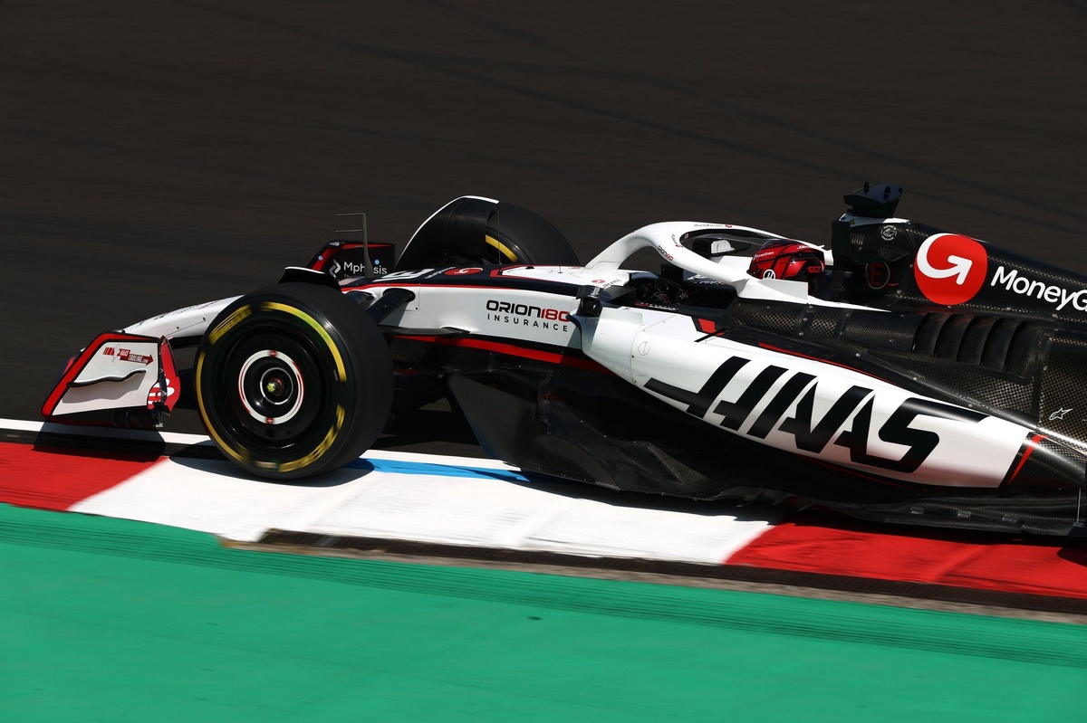Haas, Japonya GP’sine yeni bir taban güncellemesi getirdi