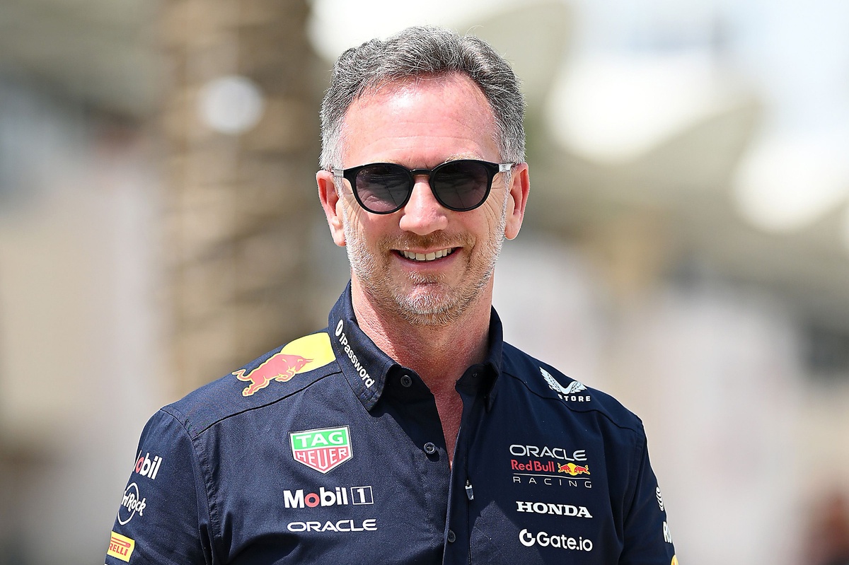 Horner: “Red Bull, V10 motorları desteklemiyor”