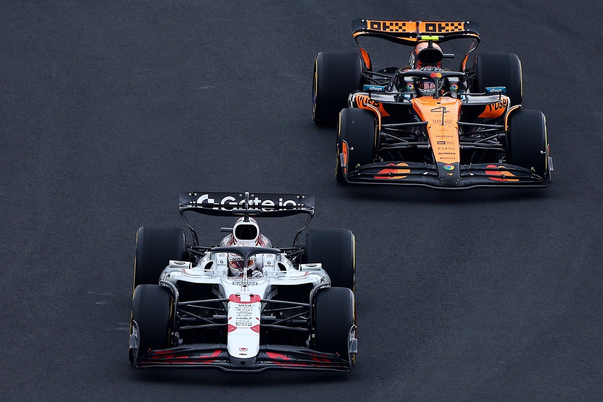 Red Bull, McLaren’e yetişebilmek için iki aşamalı güncelleme planlıyor