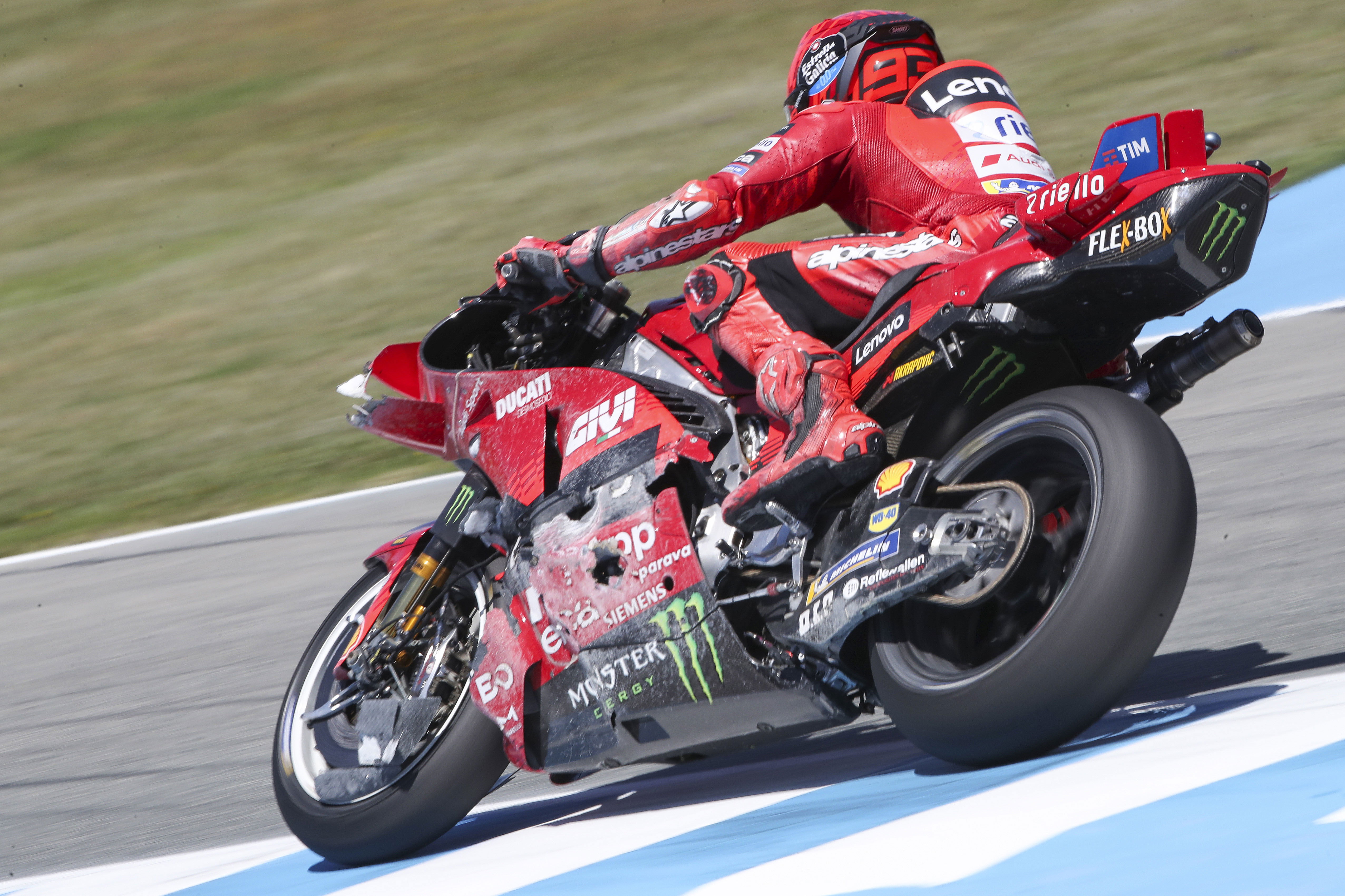 Marc Marquez “ragged” and “rattled” – “he can trip himself up”