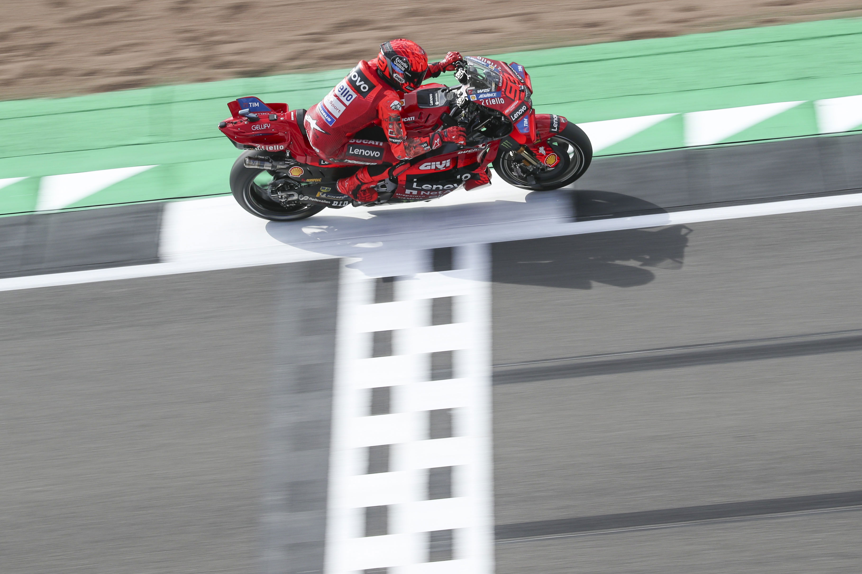 Marc Marquez facing Qatar-level challenge in British MotoGP