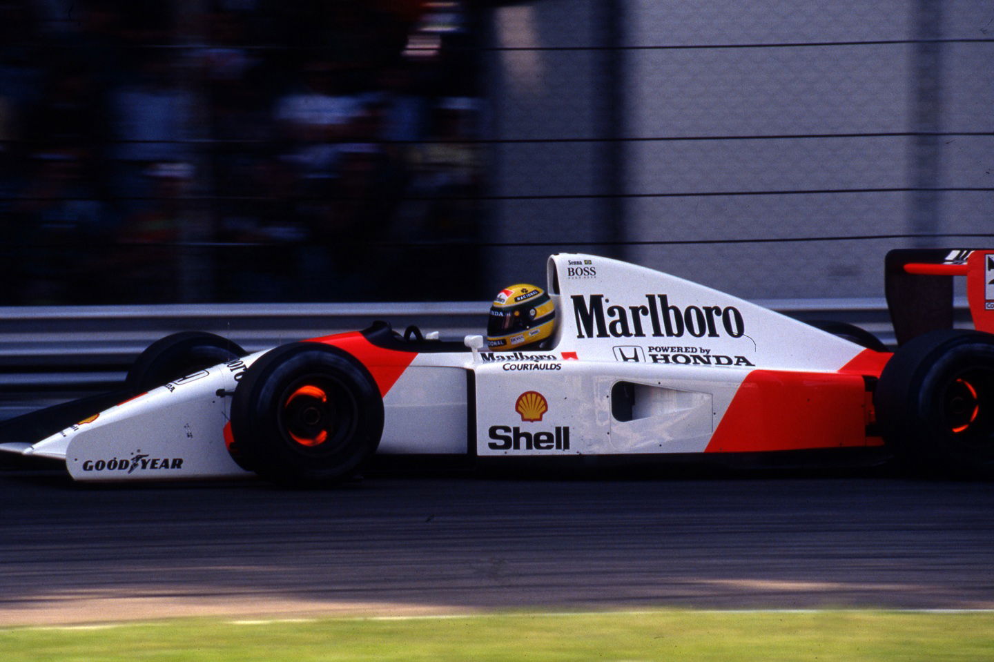 Ayrton Senna’s F1 helmet auctioned with a mind-blowing price-tag