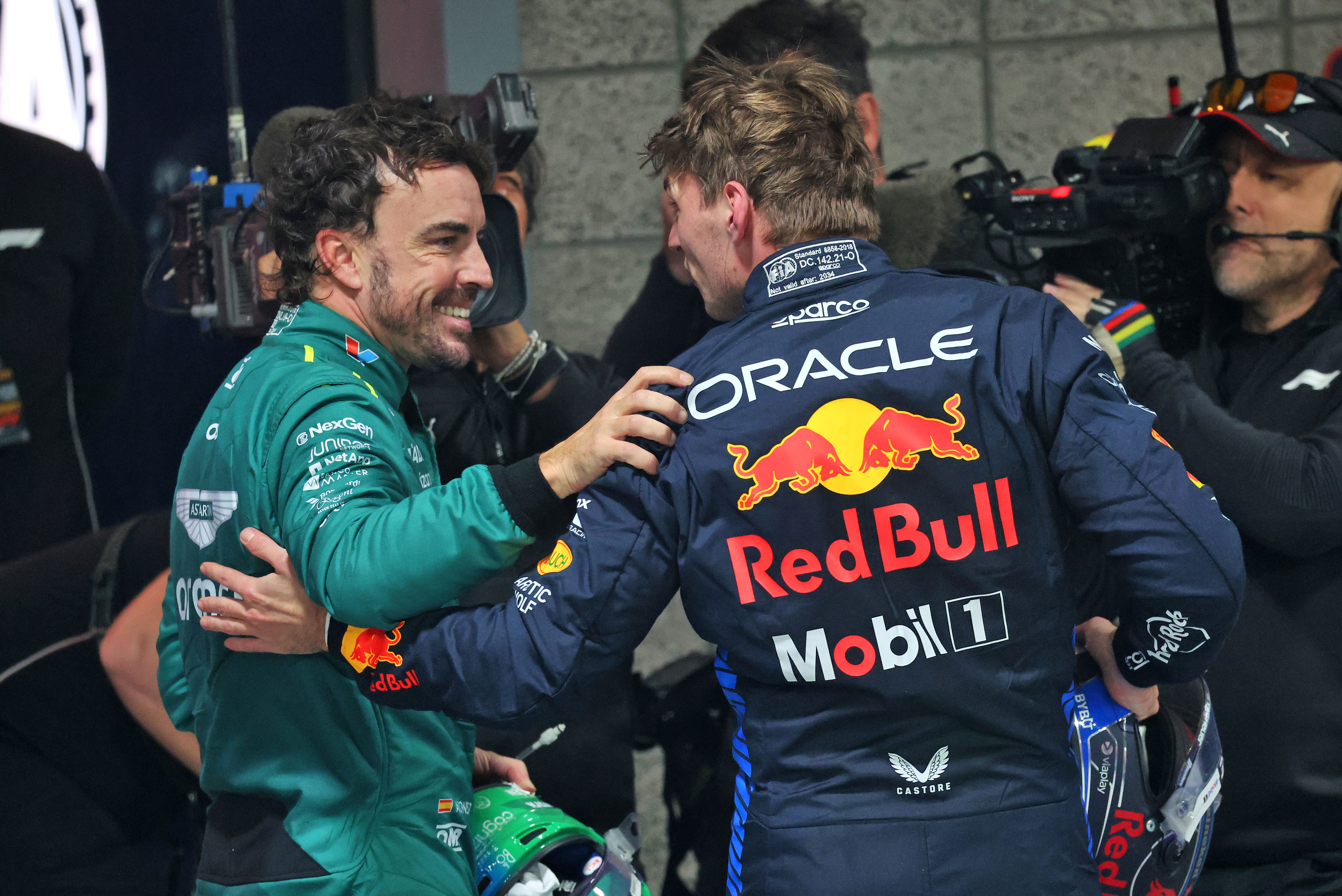 Adrian Newey tells Aston Martin how to lure Max Verstappen to Aston Martin F1 team