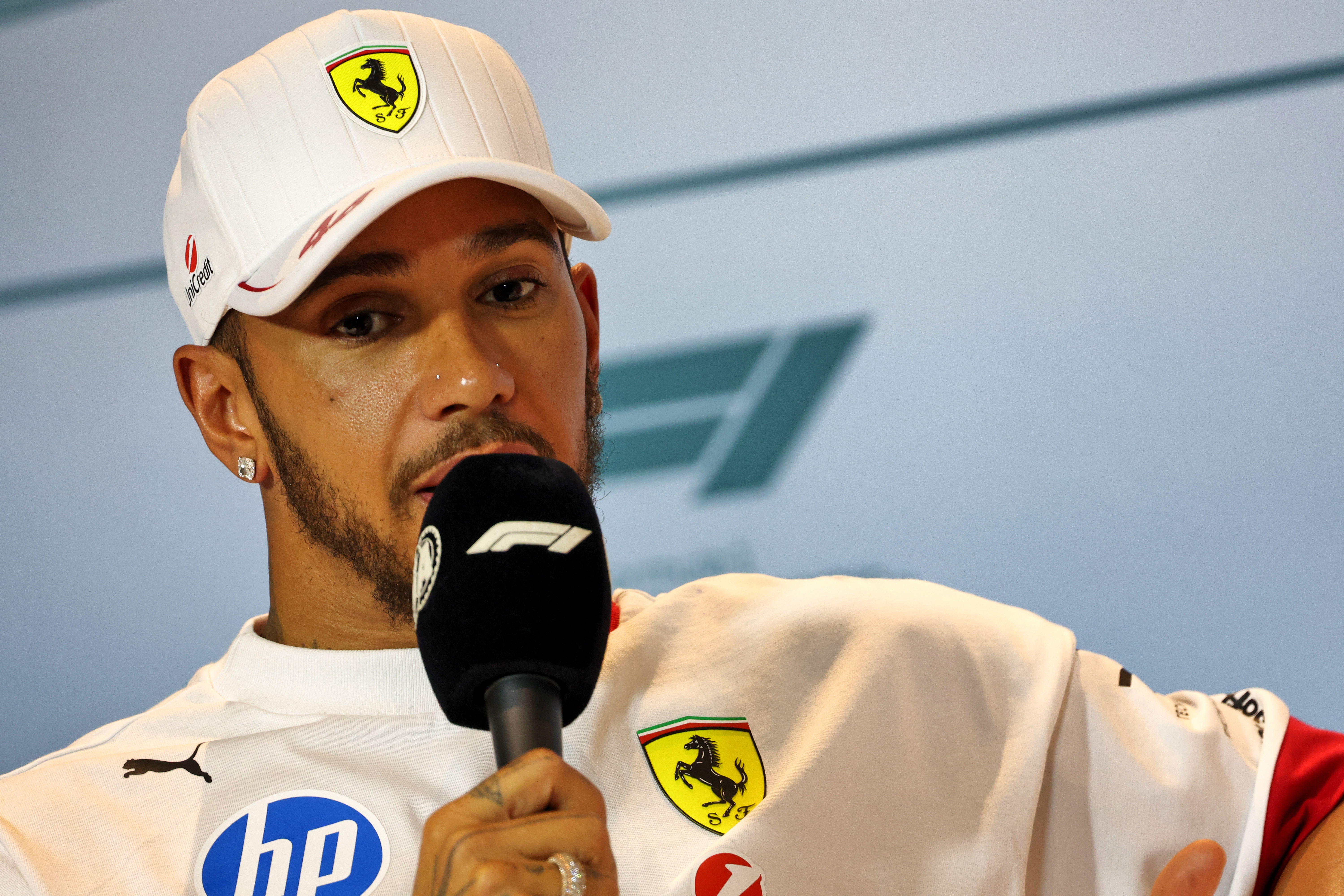 Lewis Hamilton urges FIA to improve communication