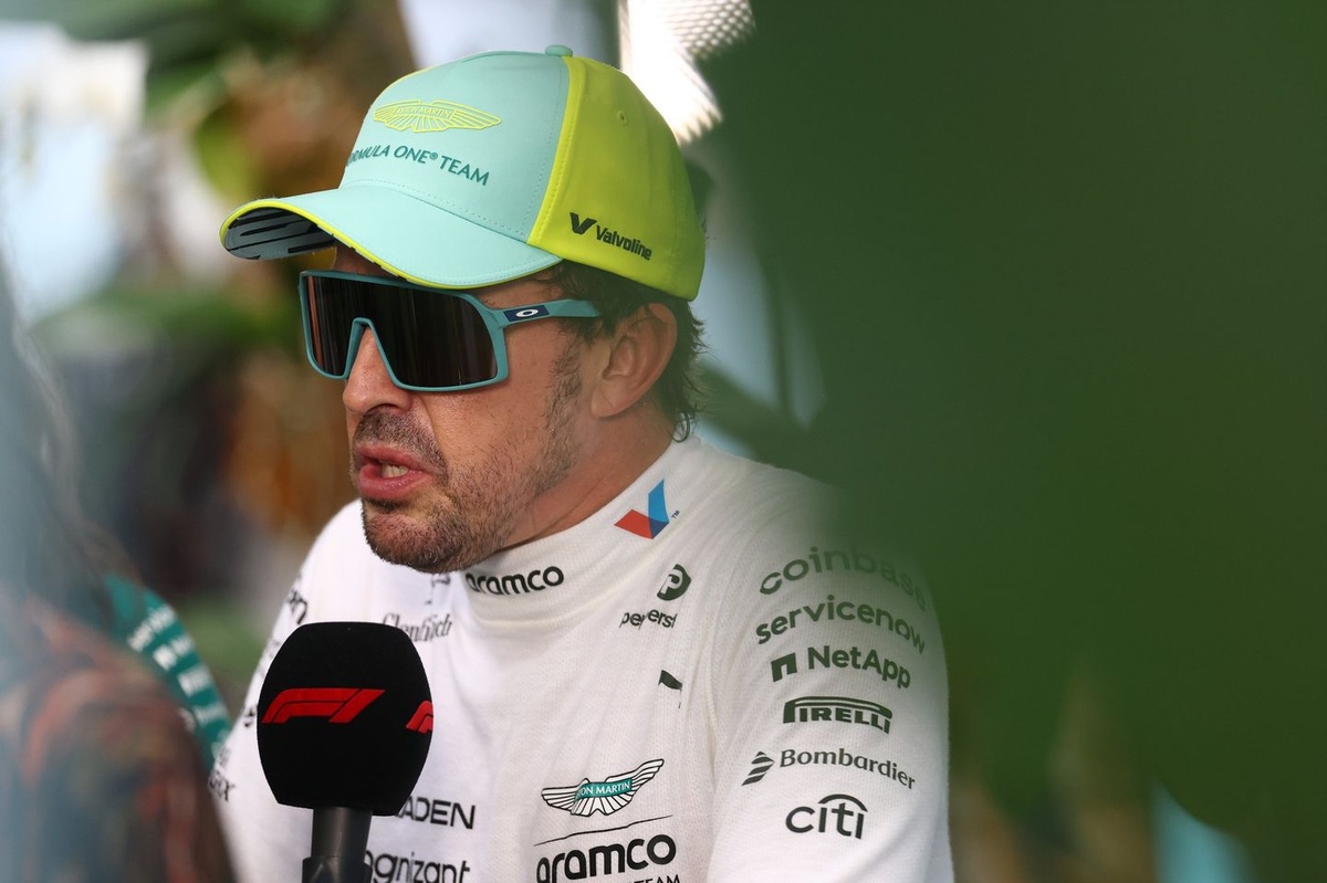 Alonso: “Defalarca kuru zemin lastiği istedim, ‘doğru zaman değil’ dediler” Alonso: “Defalarca kuru zemin lastiği istedim, ‘doğru zaman değil’ dediler”
