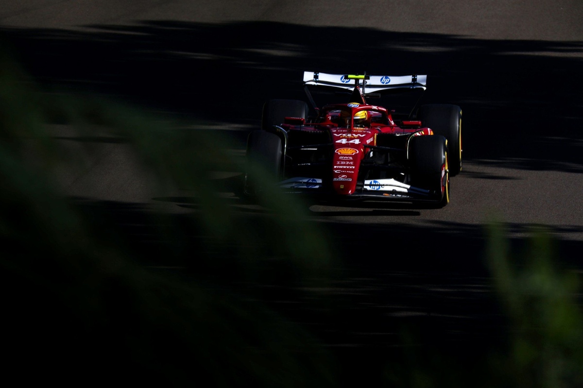 Ferrari, Imola’da zor bir cumartesi gününe hazırlanıyor: SF-25 sıralamalarda yavaş, yarış temposunda iyi