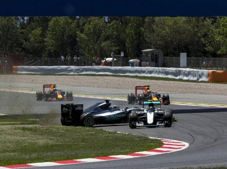 Rosberg über Hamilton-Crash: “Lewis ist voll drauf geblieben – unglaublich”