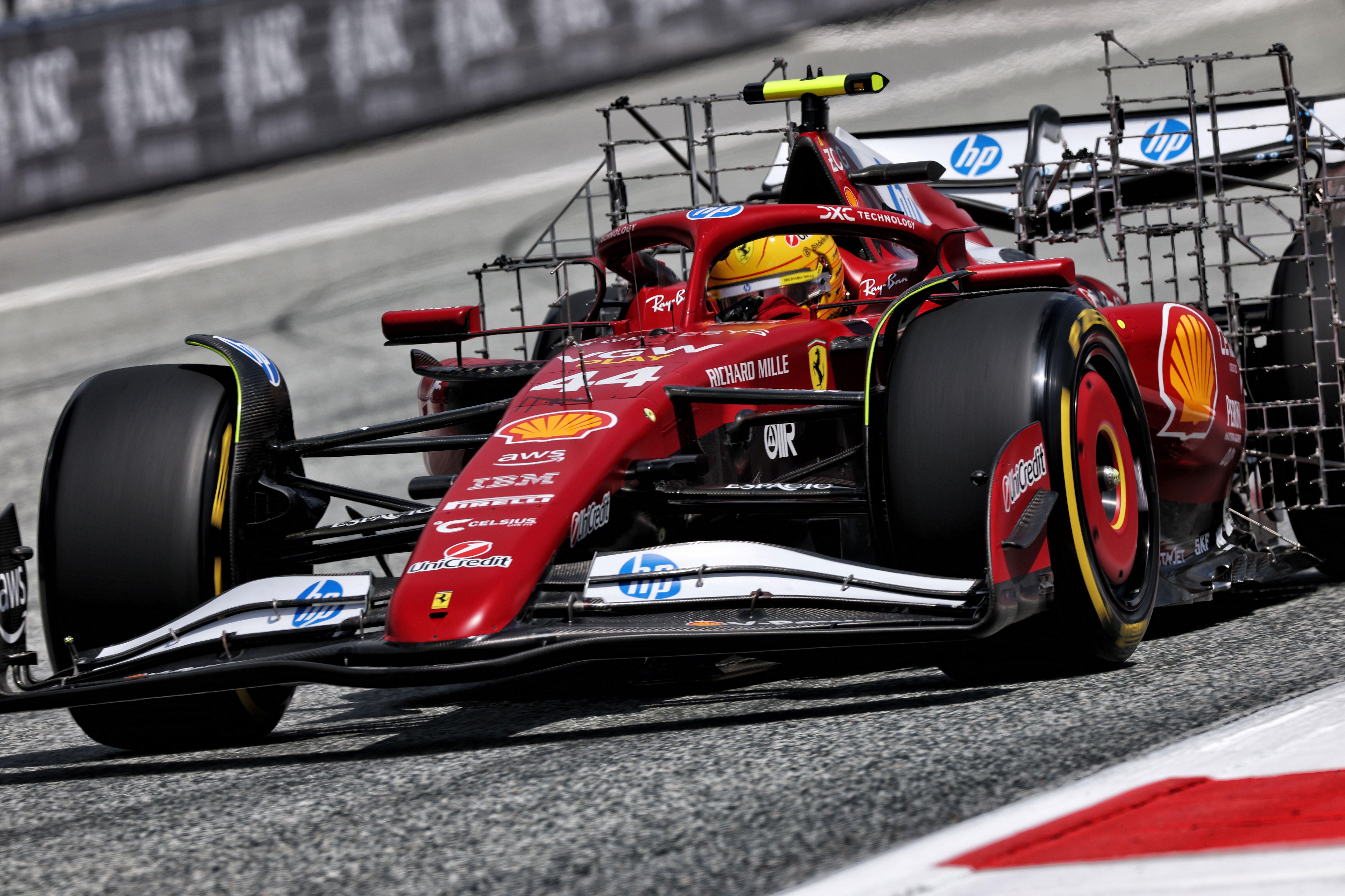 Stewards issue verdict on Lewis Hamilton after near-miss with Kimi Antonelli at F1 Austrian Grand Prix
