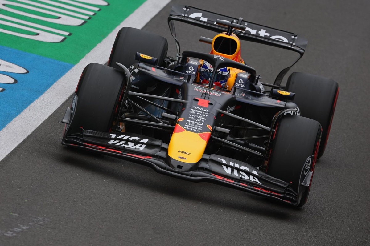 2025 Britanya Yarış sıralama turları: Verstappen pole’de, McLaren 2-3!
