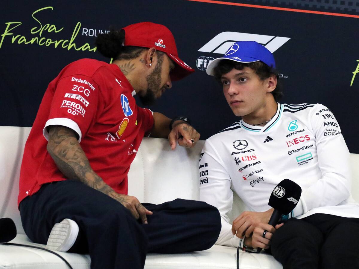 Hamilton bietet Antonelli an: “Ich weiß, wie du mit Toto verhandeln musst”