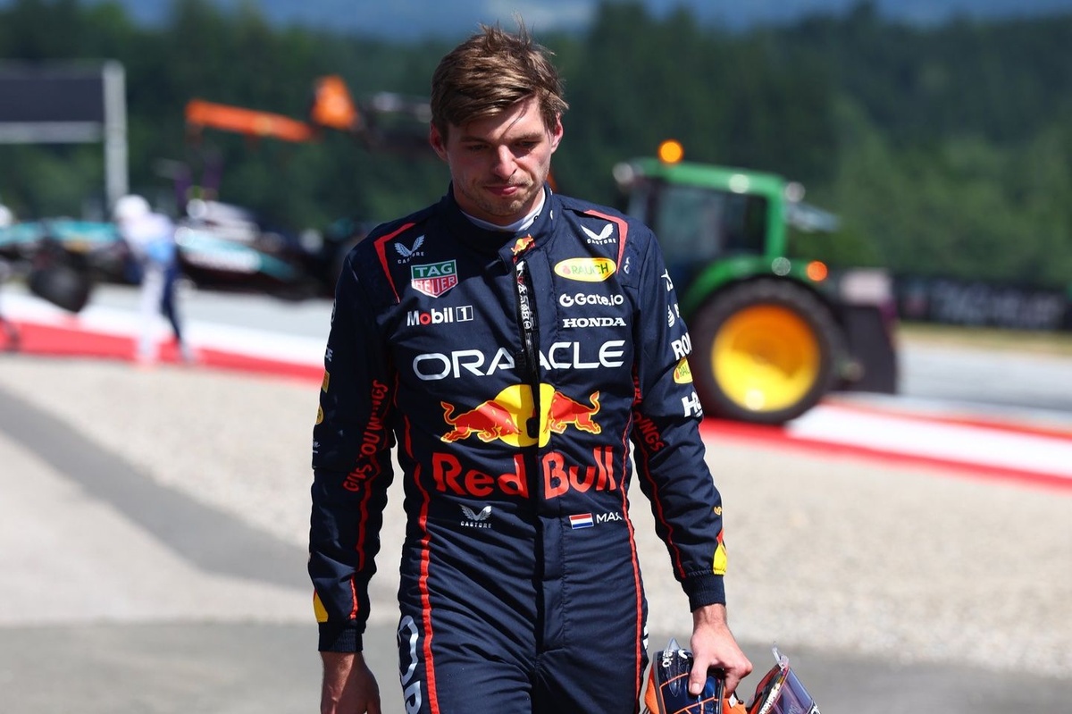 Eski Red Bull pilotu, Verstappen’in sözleşmesindeki ek maddeyi açıkladı