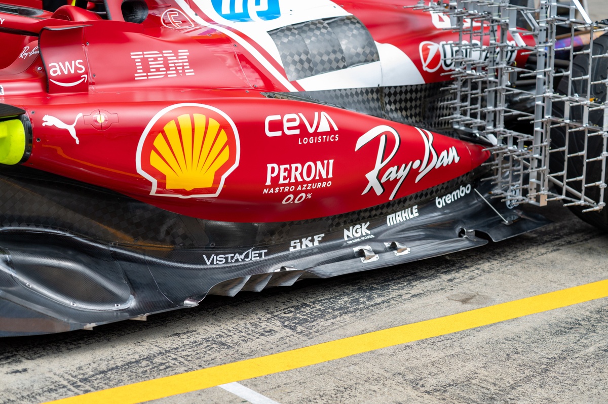 Ferrari yeni süspansiyon güncellemesini Belçika’ya getirecek
