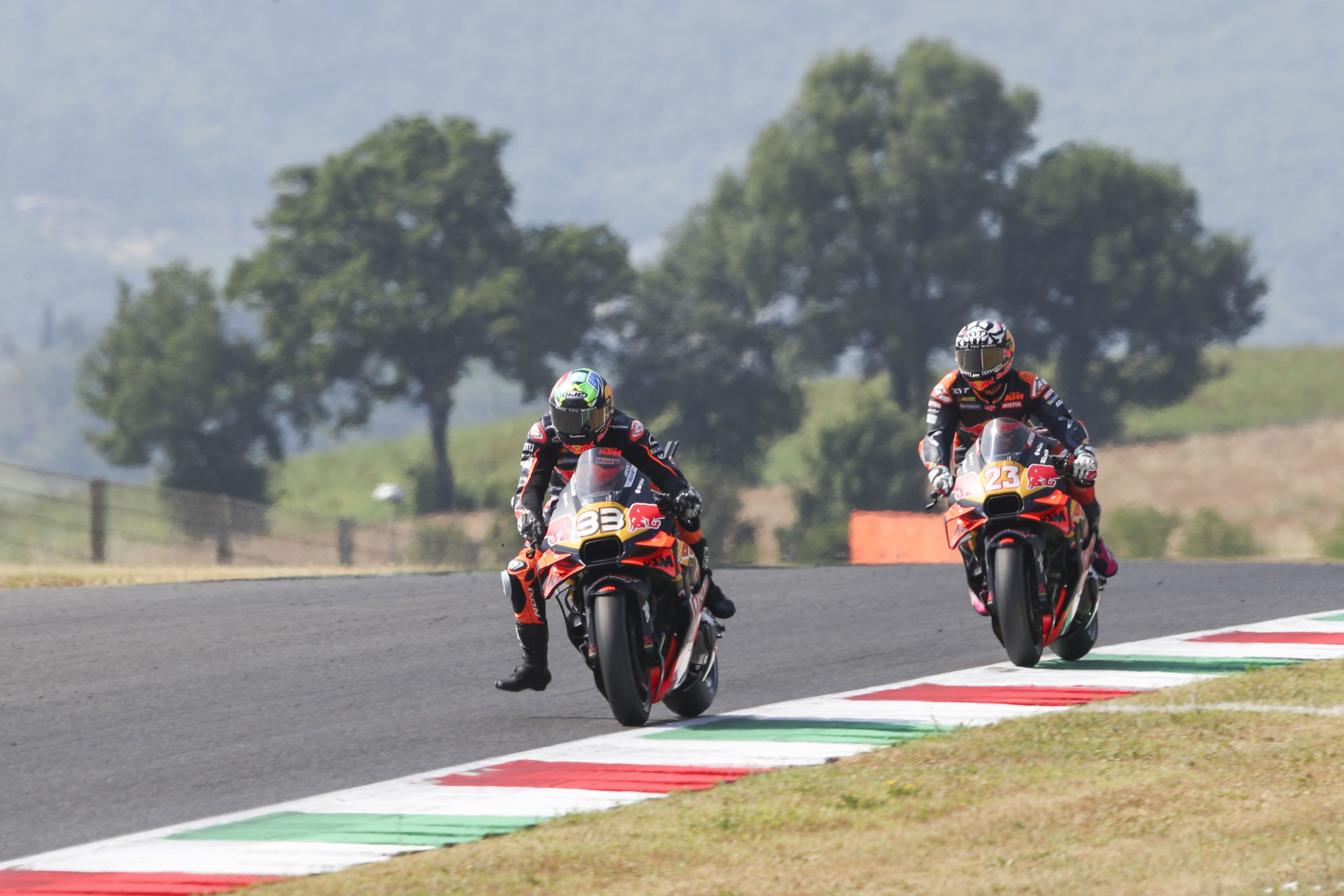 KTM “didn’t give up on” struggling MotoGP duo, “it’s up to us”