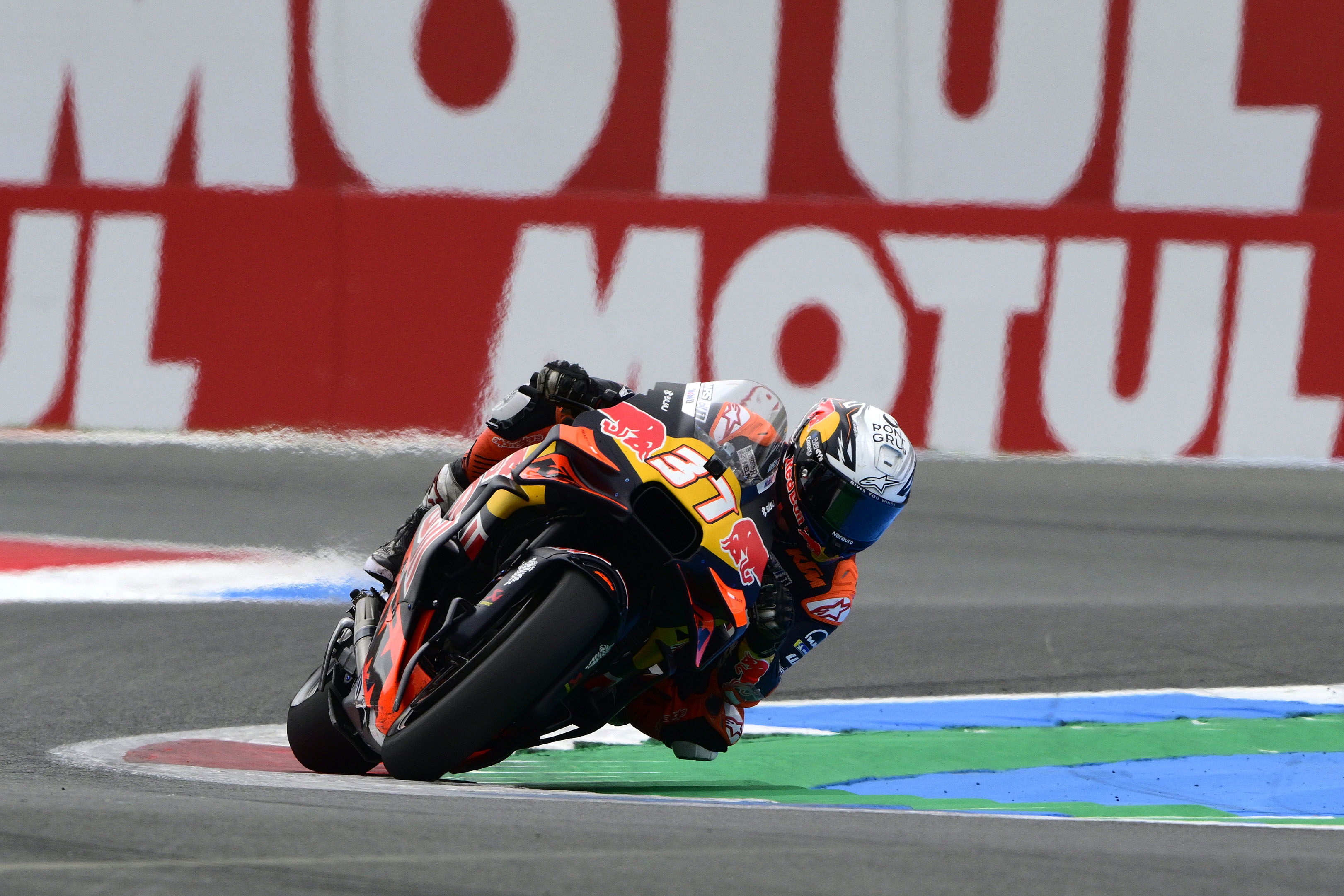“Focus on his own” bike dig at Pedro Acosta by one MotoGP rival