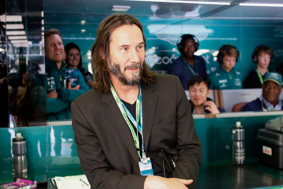 Keanu Reeves, Cadillac’ın 2026 F1 yolculuğunu anlatacak belgeselin sunucusu olacak