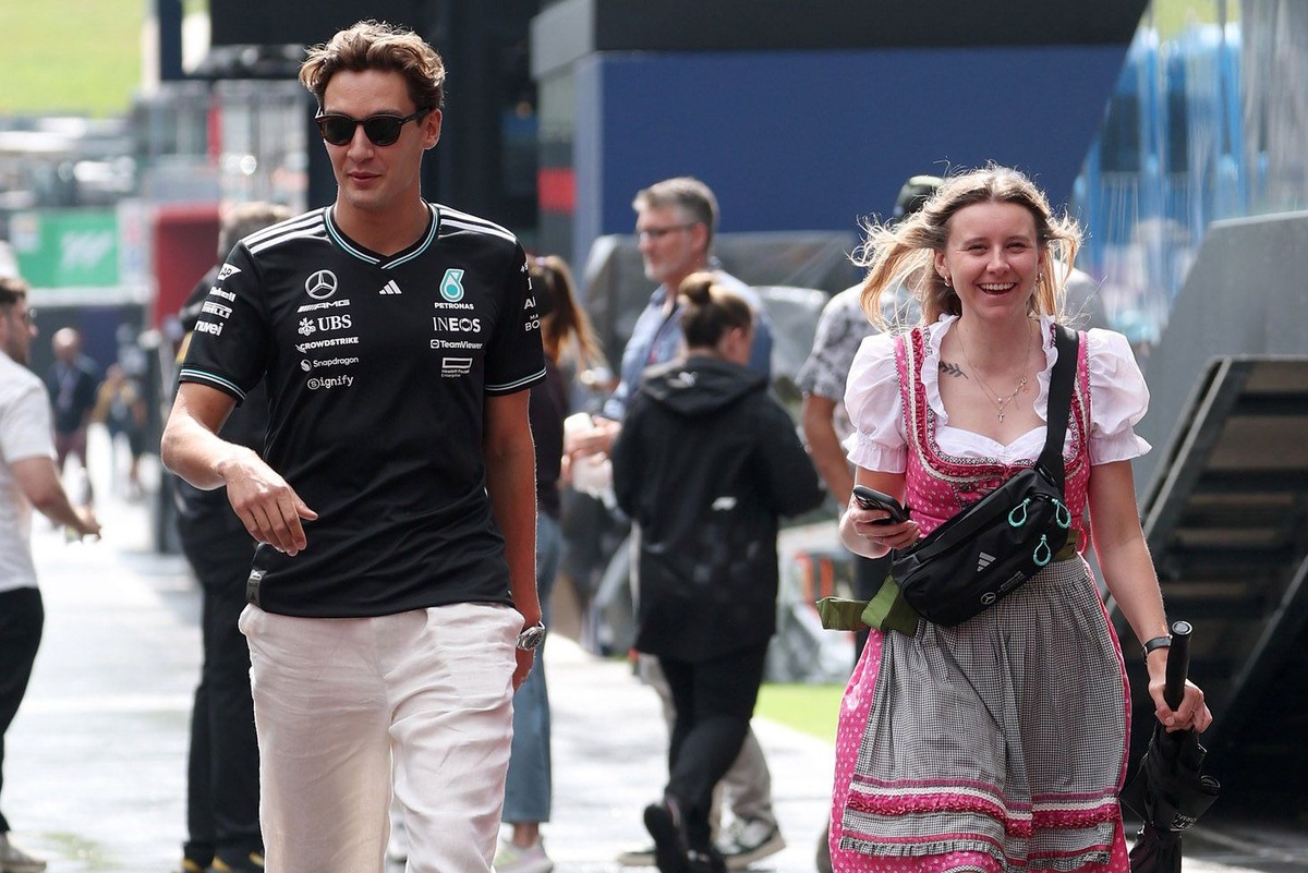 Patrese: “Russell, Mercedes’ten ayrılırsa Aston Martin’e gitmeli, Stroll emekli olmalı”