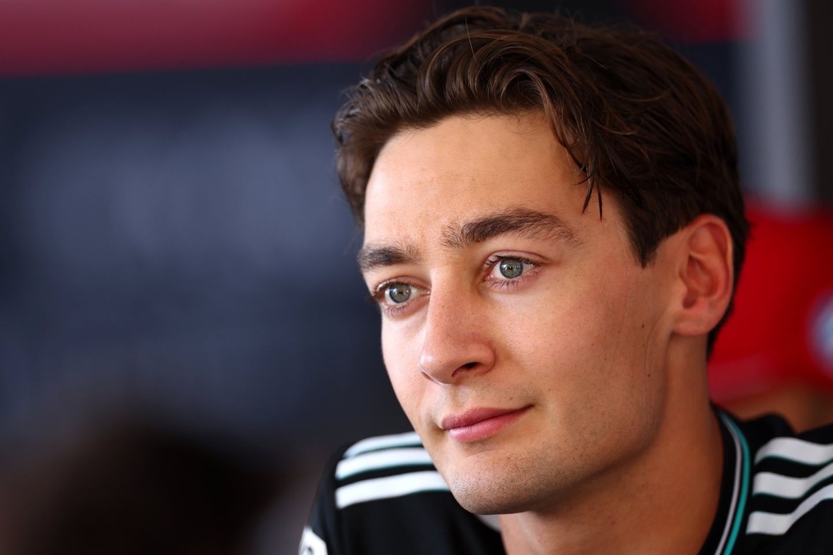 Russell: “Mercedes’te devam etmek istiyorum”