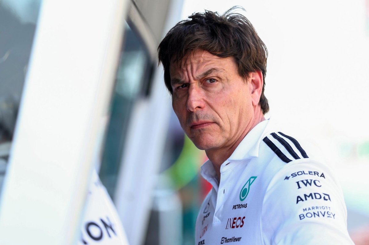 Wolff, Mercedes’in 2026 Formula 1 yarışçı kadrosunu açıklayacağı tarihi duyurdu