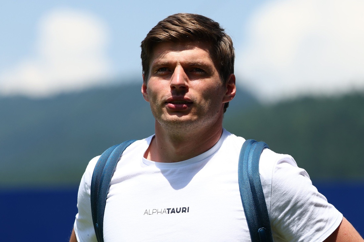 Verstappen’in ikilemi: Red Bull’a 2026 için güvenmeli mi yoksa yeni bir sayfa mı açmalı?
