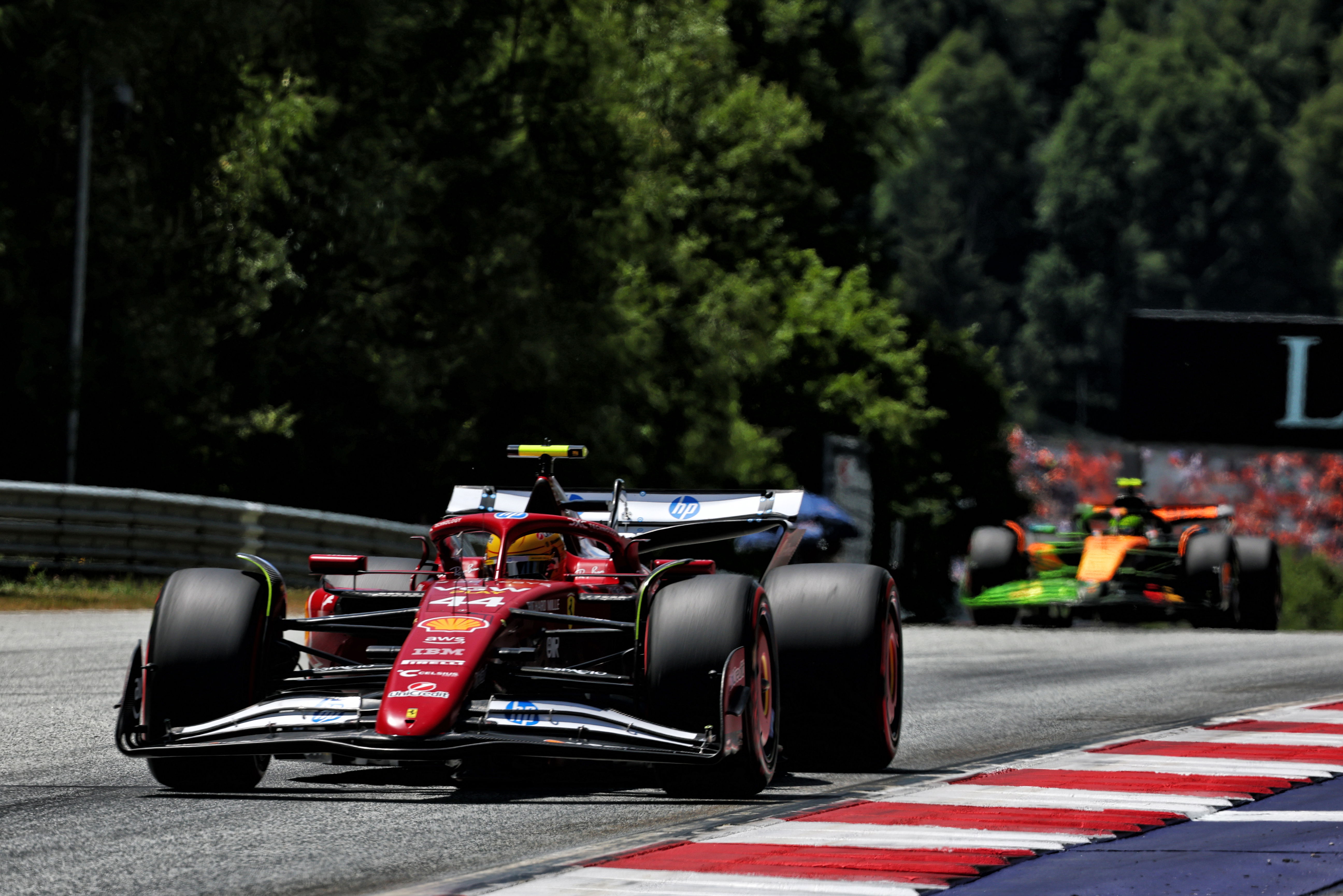 Peter Windsor: Lewis Hamilton “absolutely right” to question Ferrari F1 pit strategy