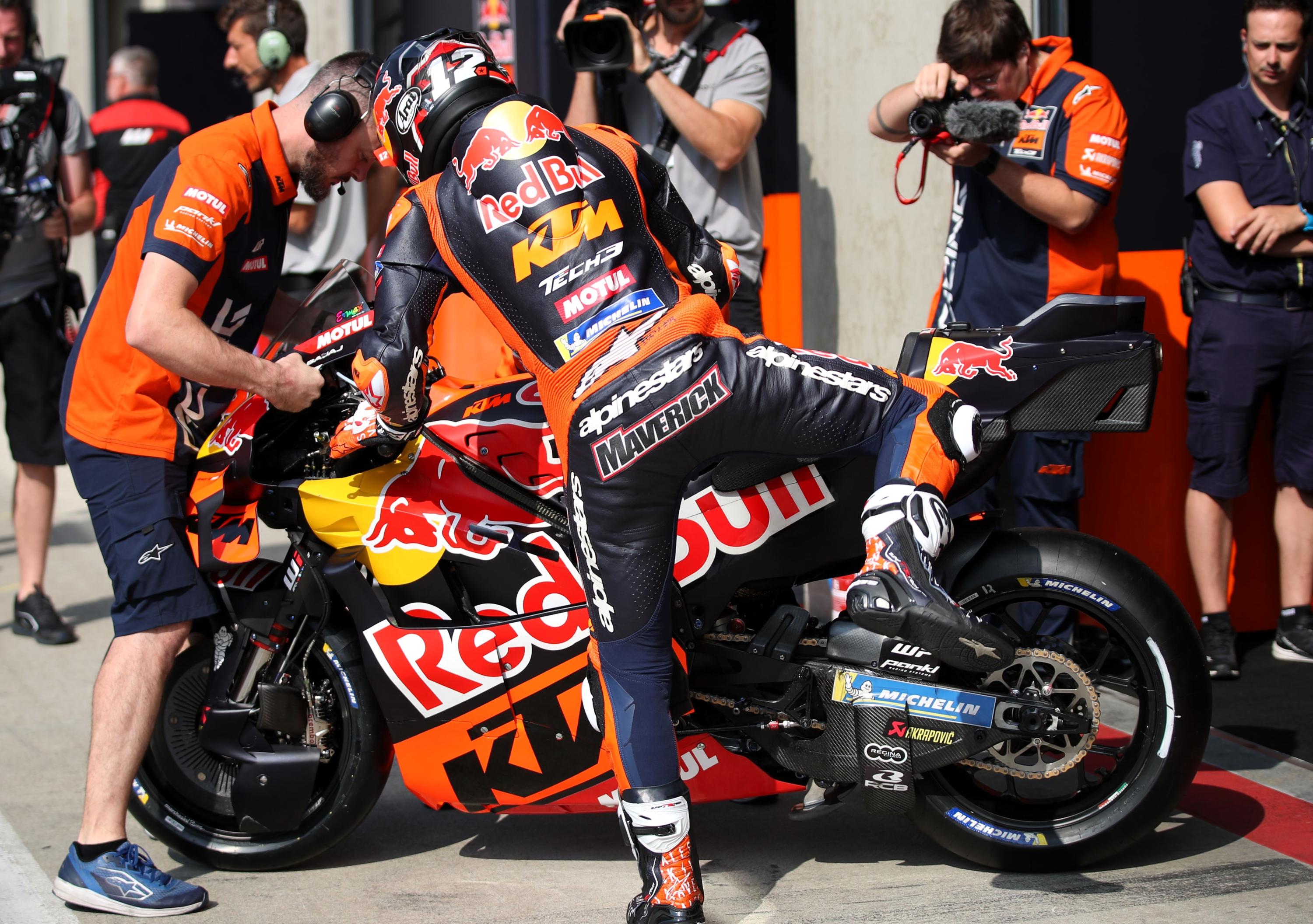 Maverick Vinales out of Austria and Hungarian MotoGPs, “won’t be 100% until next year”