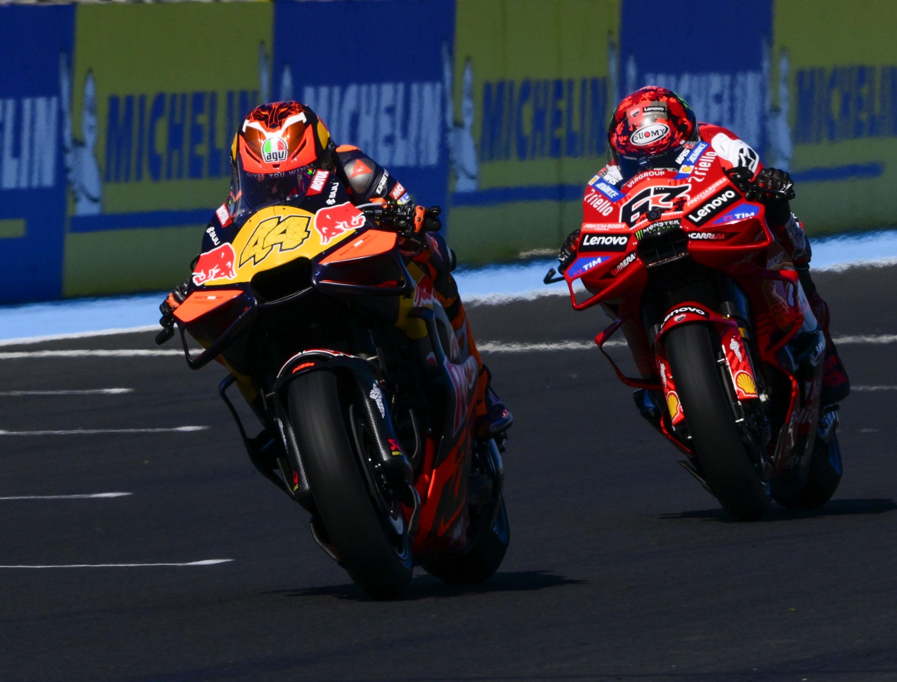 Pol Espargaro: “Not normal to see Pecco Bagnaia fighting against me”