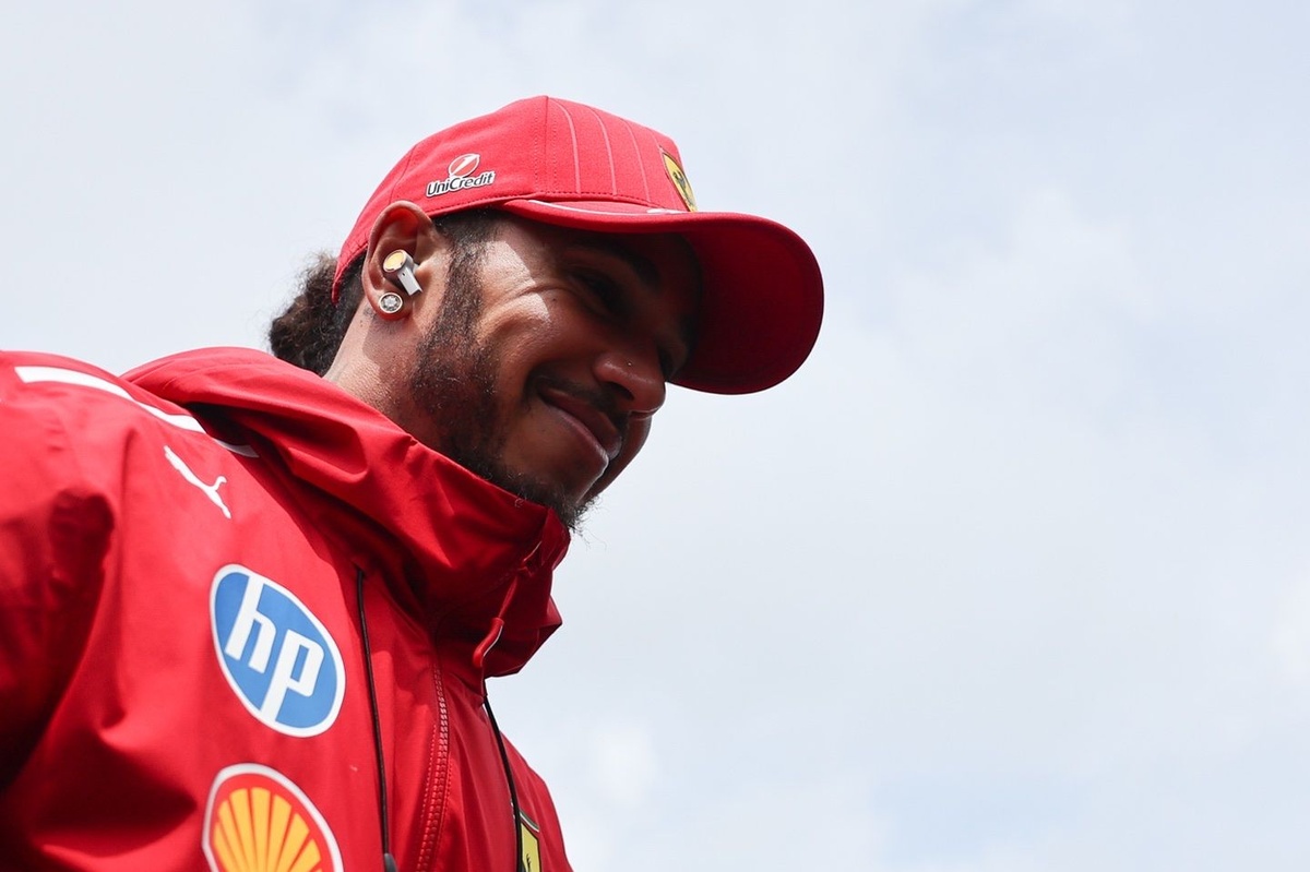 Eski Ferrari pilotu: “Ferrari’nin %90’ı Hamilton’ı takımda istemedi”